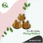 Wood Plate Rabbit Design