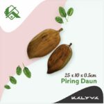 Wood Plate Leaves Design